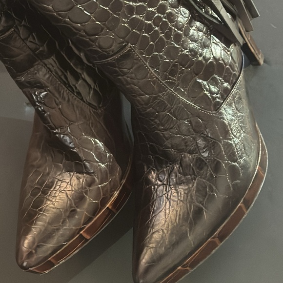 Charles David Brown Crocodile Knee Boots with Tassel - Picture 12 of 17